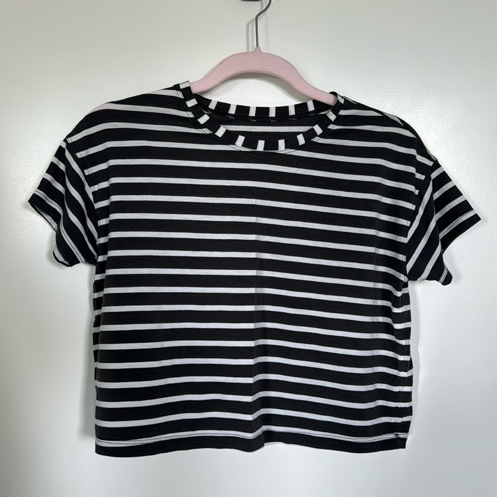 Lululemon Cates Crop Tee